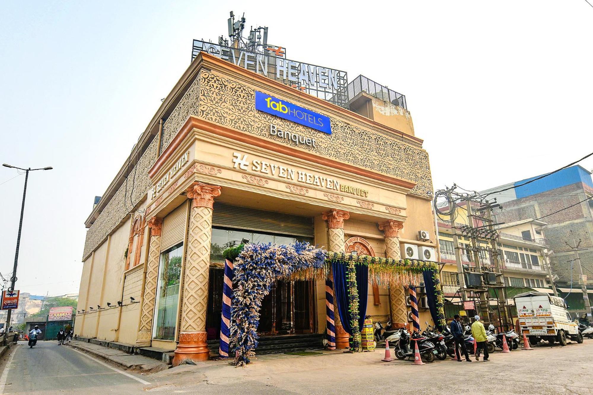 Hotel Fabexpress Seven Heaven Nuova Delhi Esterno foto